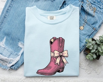 Women Vintage Cowgirl boot with bow  graphic tee shirt .
