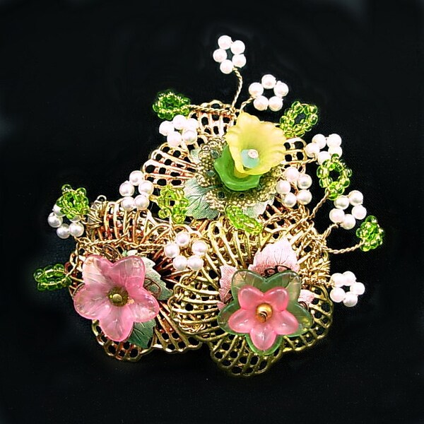 Flower Hair Barrette, Wire Wrapped Lucite Flowers, Hair Accessory, Wire Art for Hair