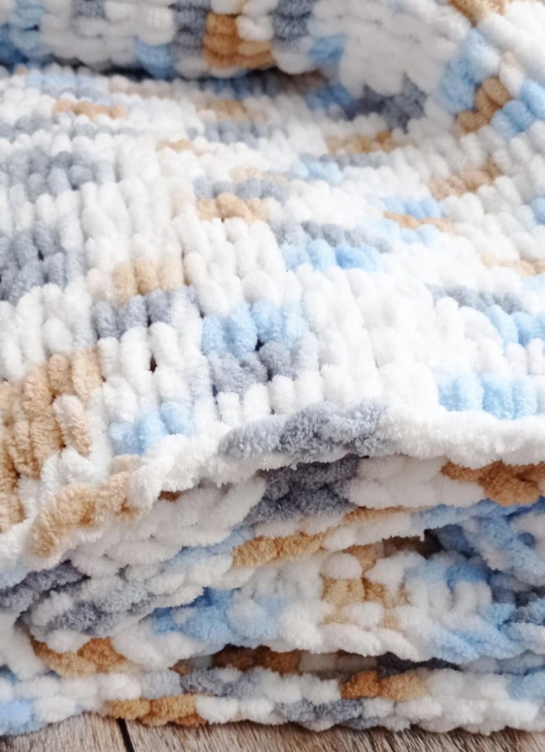 Easy Alize Puffy Blanket Pattern, Loop Yarn, Digital Crochet PDF, Chunky Knit Blanket PDF, Finger Knitting Pattern, Beginner Friendly image 3