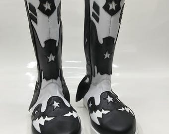 Czarno-białe kowbojskie buty zapaśnicze na zamówienie – skórzany sprzęt do profesjonalnego wrestlingu