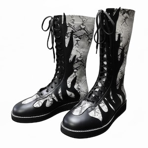 Handmade Snake Pattern Black & White Wrestling Boots – Lace-Up Leather Pro Wrestling Shoes | Custom Made