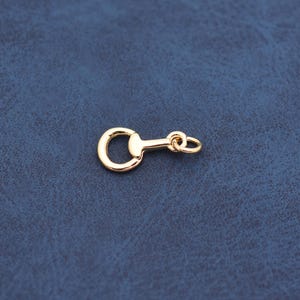 Mini-hänge med hästbett, smycken med 18K guldfyllt bett, elegant ridhalsband, gör-det-själv-presenttillbehör 15*8 mm