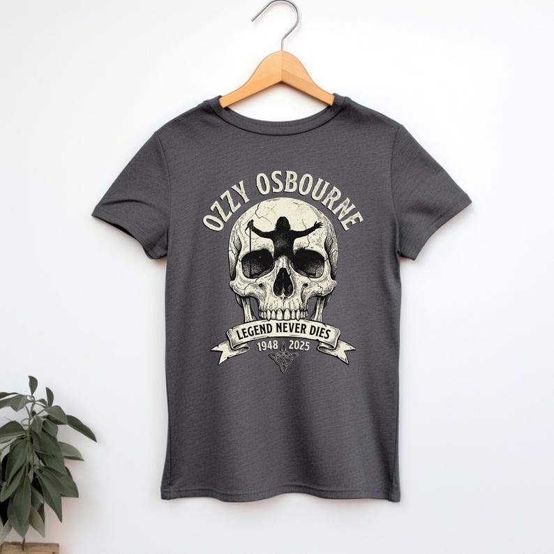 Ozzy Osbourne - T-Shirt Hommage Officiel Rock Légendaire