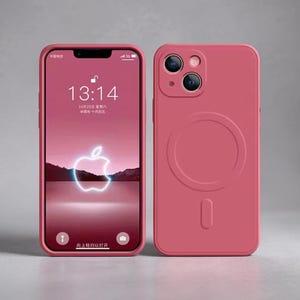 Op de afbeelding: Twee roze telefoonhoesjes, één met een telefoon die de tijd 13:14 en het Apple-logo weergeeft. De andere hoes toont een cirkelvormig ontwerp en een rechthoekige vorm. Het telefoonscherm toont Chinese karakters.