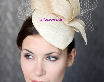 ivory wedding fascinator, kentucky derby hat, coctail hat, ivory wedding headpiece, ivory fashion hat