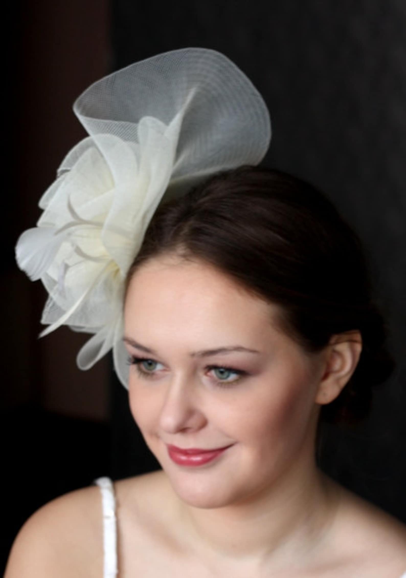 Wedding Hat, Couture Bridal Hat. Ivory Bridal Hat, Wedding Birdcage
