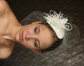 Wedding ivory  BIRDCAGE VEIL , bridal bird cage veil . Wedding hat.
