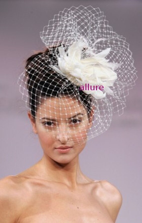David\'s Bridal Ivory Feather and Birdcage Veil Headband London Ivory Chunky Pearl Birdcage Headband main image 4