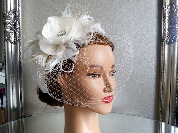 Vintage Style Birdcage Feather Hat Amazon.com: Retro Style Bird Cage Mesh Bridal Face Veil  main image 4