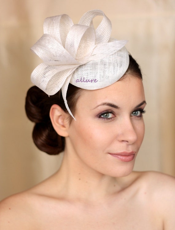 Wedding corner: Standing out with classy fascinators as a wedding guest