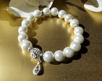 Pearl Wedding Bracelet | Wedding Jewelry | Bridal Jewelry | Handmade Bridal Jewelry | Bridesmaid Jewelry | Pearl Bracelet | #tsmithbridal