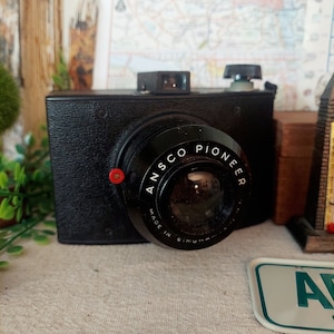 Vintage Ansco Pioneer Camera with Original Manual