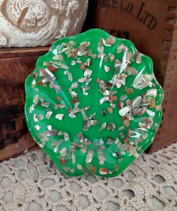 Vintage Green Shell Shaped Abalone Dish - image 2