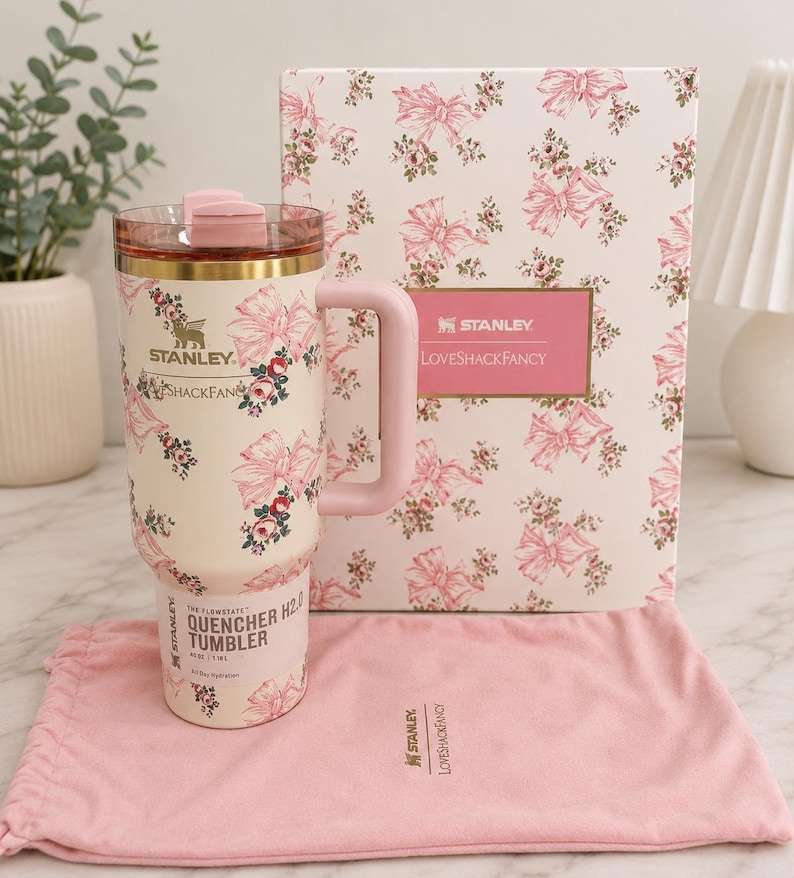 Stanley x LoveShackFancy Holiday Quencher Tumbler – 40 oz (Rosa Beaux Pink) image 1