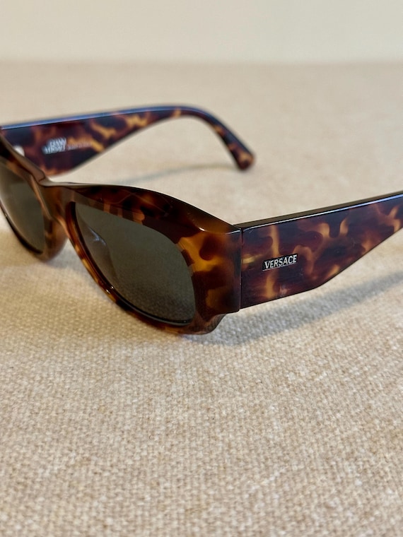 Vintage Gianni Versace Sunglasses – Tortoiseshell, Dark Lenses, 90s Luxury Designer Eyewear