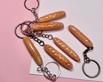 Portachiavi a forma di baguette; portachiavi in pasta polimerica; ciondolo per borsa