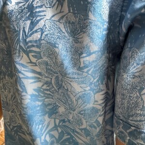 Robert Graham Blue Floral Hawaiian Camp Shirt Men's Medium M Classic image 5