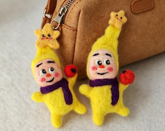 Needle Felted Star Sprite Keychain, Whimsical Wool Character Bag Charm, Cozy Desk Decor