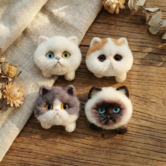 Needle Felt Cat Brooch, Handmade Wool Animal Pin, Siamese Ragdoll Badge