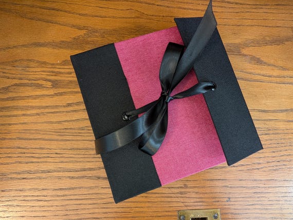 Pack & Tie Artist Travel Box w/Ribbon Closure - Raspberry