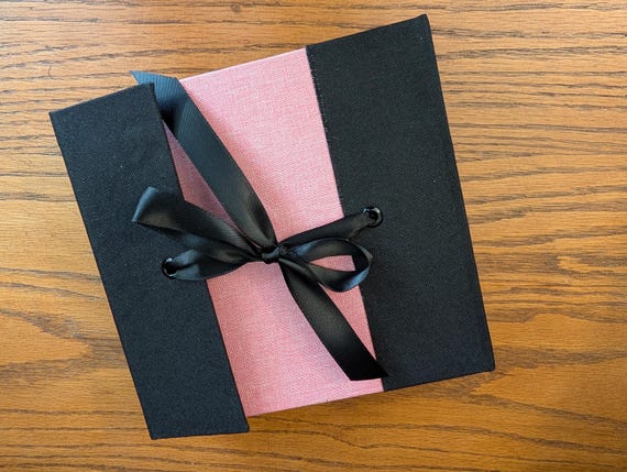 Pack & Tie Travel Box w/Ribbon Closure - Pink