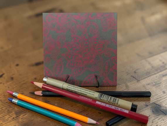 Pink Tangles - Grey - Expanded Zig-Zag Folio