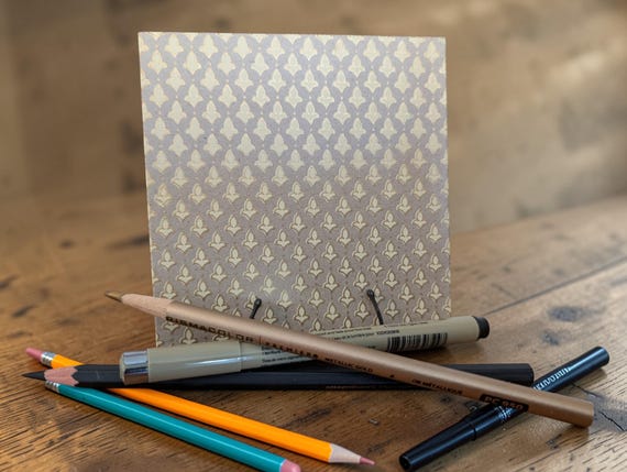 Fleur-de-Lis - Expanded Zig-Zag Folio