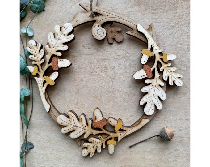 Wooden Flowers - A Hand Painted Oak Leaf Rondel