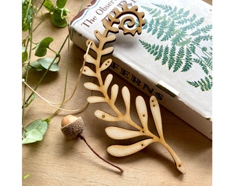 Wooden Decorations - A Birchwood Fern Decoration