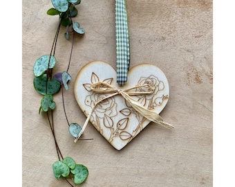 Wooden Flowers - An Engraved Heart Keepsake Decoration
