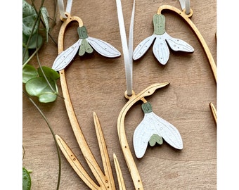 Wooden Flowers - A Set of Three Pretty Snowdrop Decorations