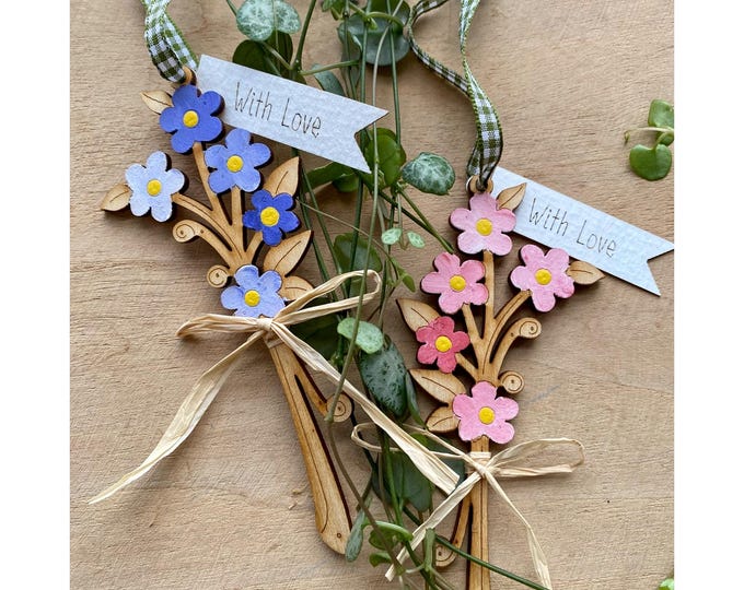 Wooden Flowers - A Pair of Pretty Forget me Not Decorations with Gift Tags