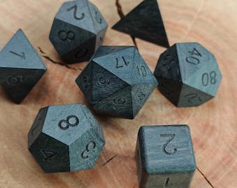 ソリッドブラック木製DNDダイスセット | 天然黒檀製RPGダイス