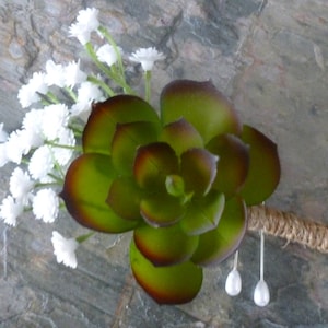 Succulent boutonniere, echeveria with baby's breath, artificial flower, wrapped with burlap, jute, button hole, customizable