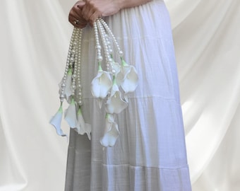 Pearl Calla Lily Bridal Bouquet Artificial Flower Wedding Accessory Elegant Design Modern Bride White Arrangement Stylish Alternative