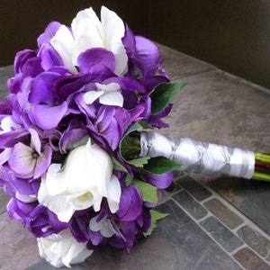 Purple Hydrangea bouquet with white roses, white real touch rose accent, Available in more colors