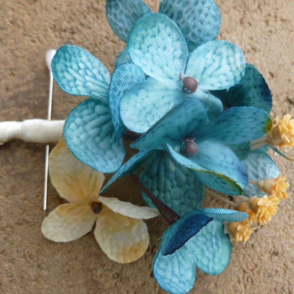 Hydrangea boutonniere, rustic country hydrangea boutonniere, Customizable, button hole, corsage