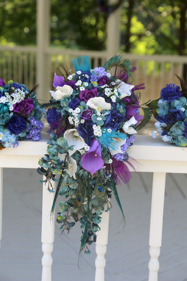 Cascading bridal bouquet Anjelica with teal | Etsy
