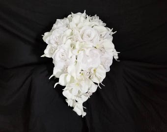 White Bridal Bouquet Cascading Style Wedding Flower Arrangement Elegant Bride Traditional Silk Rose Artificial Real Touch Calla Lily