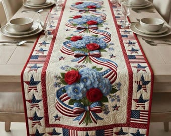 Camino de mesa acolchado patriótico, flores rojas, blancas y azules, diseño de la bandera estadounidense.