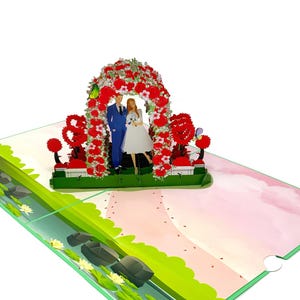 Personalisierte Pop-Up Hochzeitspaar-Karte im Bogen | 3D elegante Hochzeitsszene Gruß | Handgemachte Karte | Einzigartiges Geschenk für Brautpaare