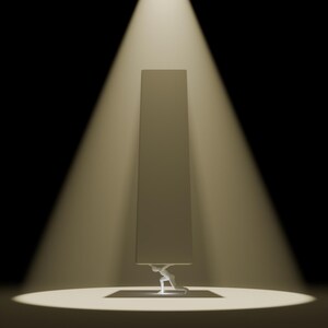 Pode incluir: Imagem conceitual com um holofote iluminando uma figura que suporta uma estrutura retangular. O texto "Hold Your Own Podium" está no topo. A cena é definida contra um fundo escuro, com uma assinatura no canto inferior direito.
