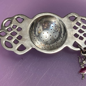 Vintage Silverplate Tea Strainer, decorative Tea Cup tea bag caddy strainer,  ‘50 measures 3” x 1” England ENPS