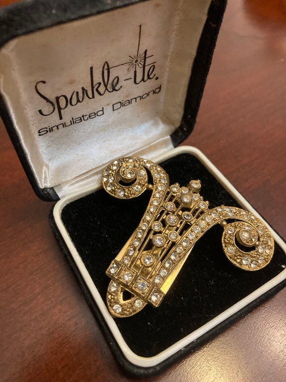 Vintage art deco goldtone fur clip sweater brooch, 2” Sparkle-Lite, 1940 art deco sweater clip