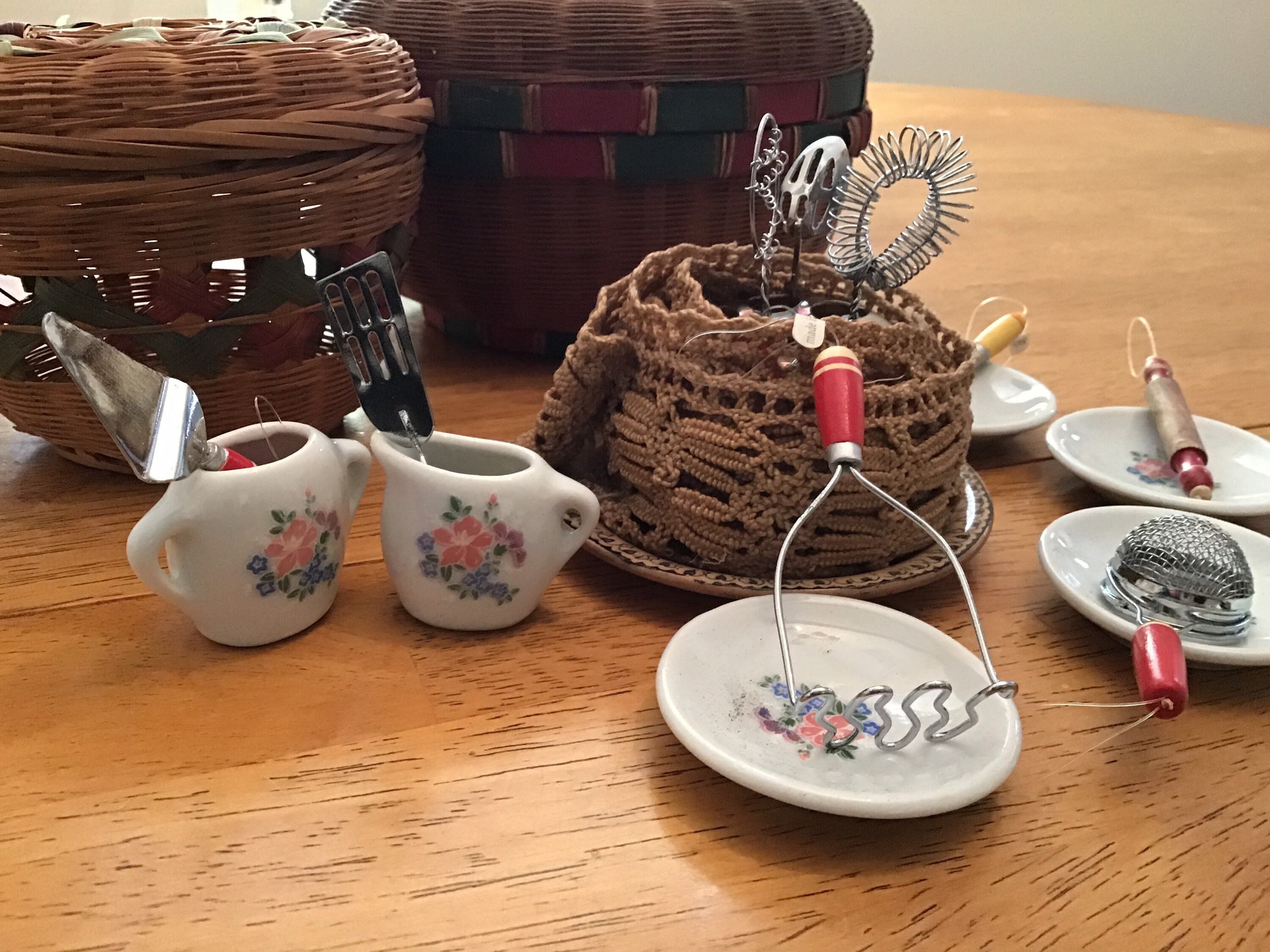 Dollhouse hand fashioned vintage kitchen utensils hand painted 1930\u2019s-1940\u2019s colors and style CUTE MINIATURE reproductions  2\u201d