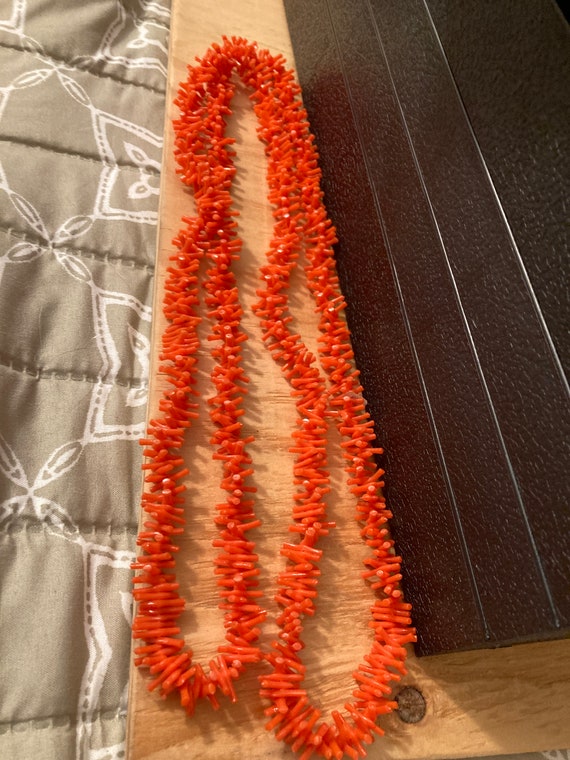 Vintage spike faux coral necklace 48”, vintage 197