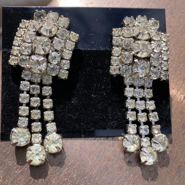 Vintage Weiss clip on 2” earrings 1950, vintage Weiss rhinestone mid century clip on earrings