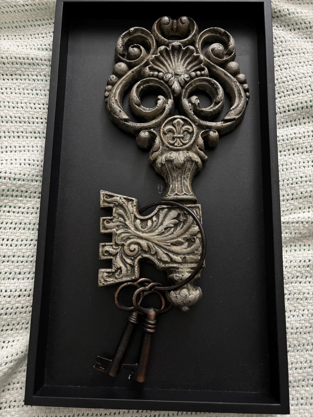 Renaissance Cast Iron Key, Antique Skeleton Key Wall Decor, Antique ...