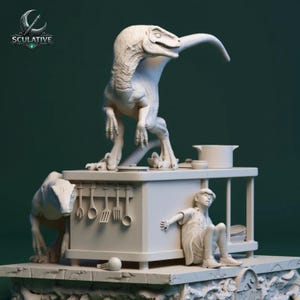 Peut inclure: Une sculpture blanche repr&eacute;sentant un dinosaure sur un comptoir de cuisine, avec une personne cach&eacute;e et un autre dinosaure &agrave; proximit&eacute;. Des ustensiles de cuisine sont suspendus sur le c&ocirc;t&eacute; du comptoir. La sculpture porte le mot "SCULATIVE".