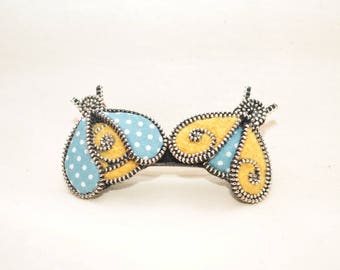 Bug hair clip Woman zipper jewelry Romantic clip for woman Artisan jewelry Unique whimsical art Zipper hair barrette Blue and yellow jewelry